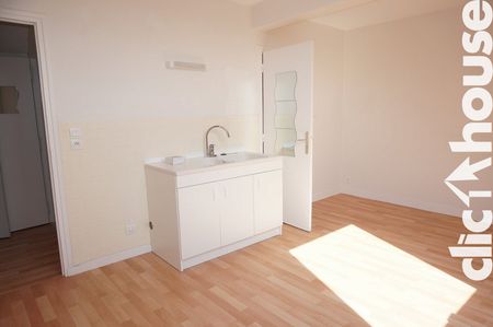 Location F2 VERSON - 25m2 - Photo 2