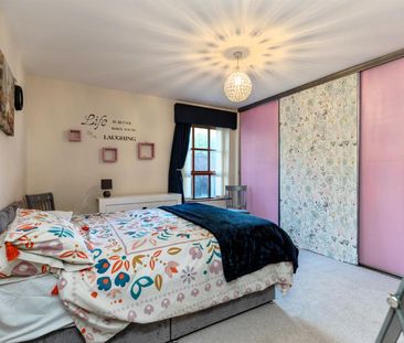 11 Downview Lodge - Photo 4