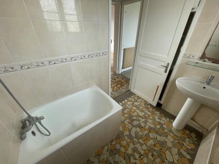 Location Appartement 3 pièces 51m² CAEN 14000 - Photo 5