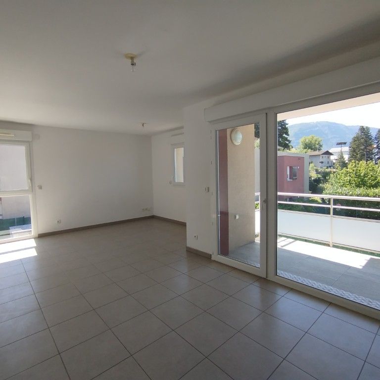 Location Appartement 3 pièces 67m² - Photo 1
