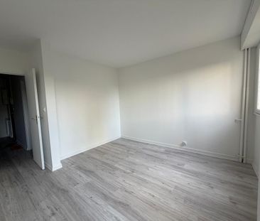 Location Appartement 2 pièces 63m² MORSANG SUR ORGE 91390 - Photo 3