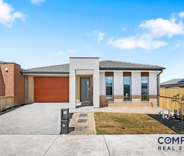 14 Gold Dust Rd, Beveridge VIC 3753 - House For Rent | Domain - Photo 6