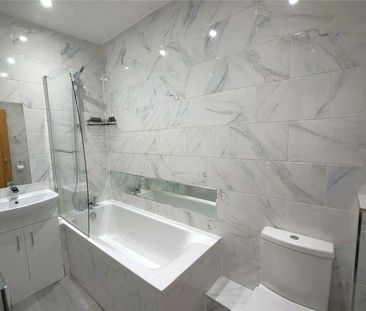 Little Dytchleys, Coxtie Green Road, Brentwood, Essex, CM14 - Photo 3