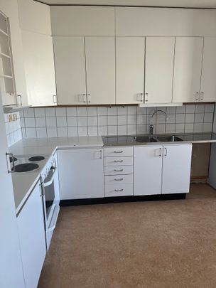 Västra Åsgatan, Eskilstuna - Photo 1