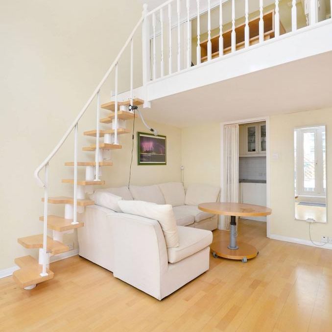 1 bedroom flat to rent - Photo 1