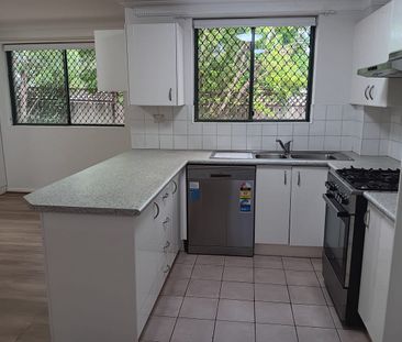 RENT REDUCED. Beautiful ground floor unit - in Homebush Village - Photo 6