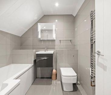 2 bedroom maisonette to rent - Photo 4