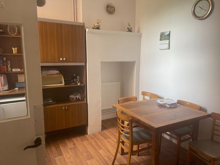 4 Bed Terraced House, St. Johns Road, HA9 - Photo 2