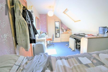 4 bedroom semi-detached house to rent - Photo 4