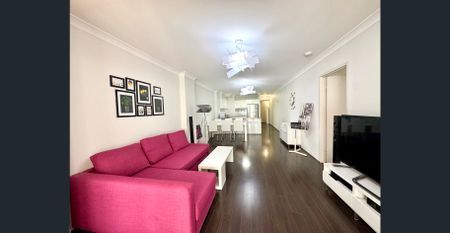 Spacious Fully Furnished 1-Bedroom Apartment for Rent Prime Location - Photo 4