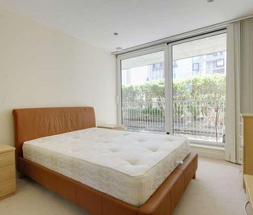 Baltic Apartments, Western Gateway, London, E16 - Photo 4