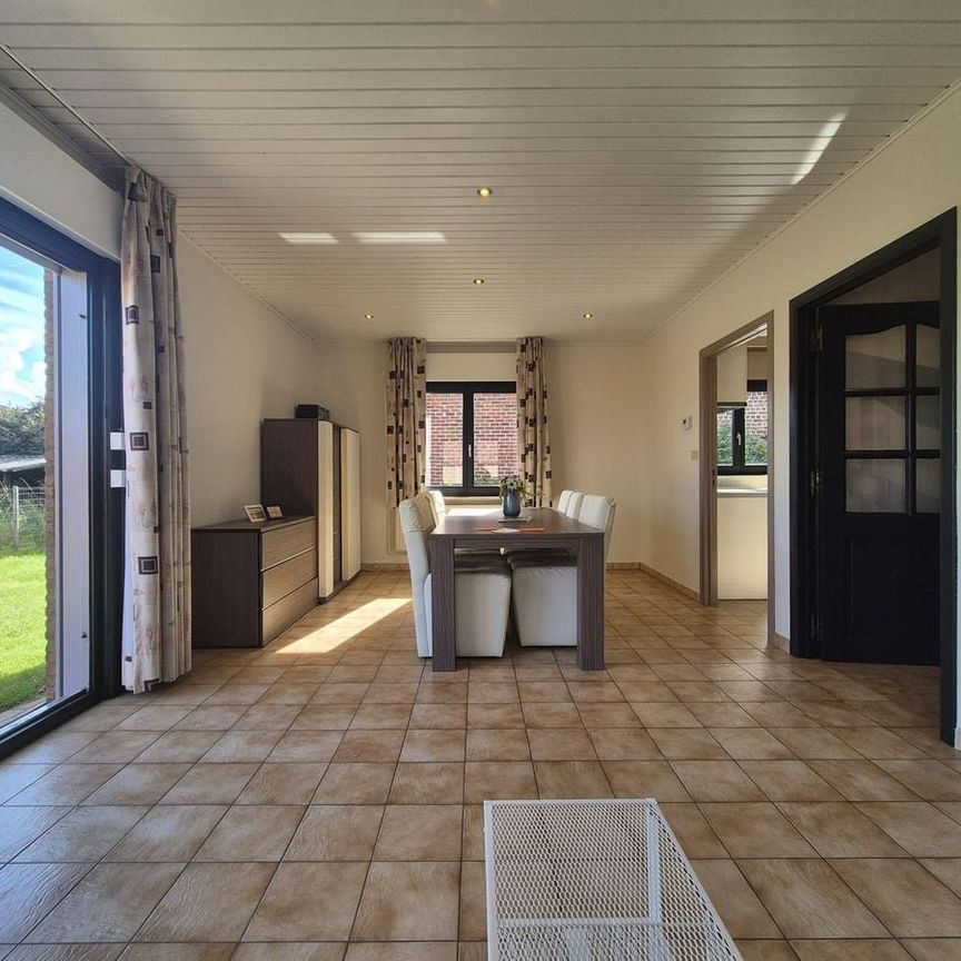Huis te huur in Wetteren voor € 845 met 1 slaapkamer - Photo 1