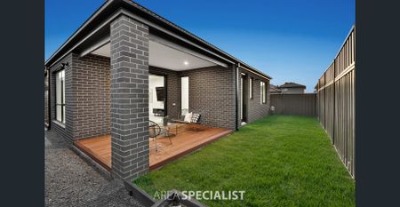 Modern Family Comfort in Prime Clyde North Location! - Photo 2