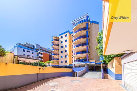 Spacious and Convenient - Photo 3