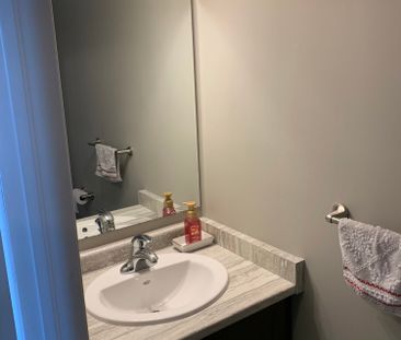 For Lease - 1061 Eagletrace Drive Unit# 85, London North, Ontario - Photo 1