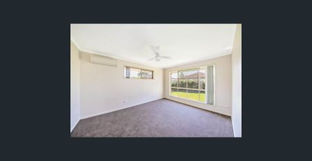 Modern Family Living in a Quiet, Leafy Street - Photo 4