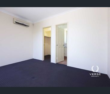 Easy living in ideal location! - Photo 3