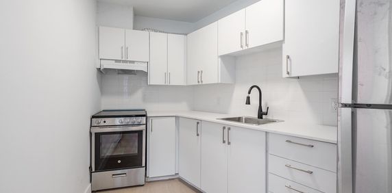 3.5 Renové Près De Bus/supermarché - Photo 2