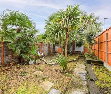 Sylvan Avenue, Wood Green, N22 - Photo 5