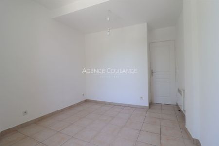 Location Appartement 3 pièces 64m² LA CIOTAT 13600 - Photo 5