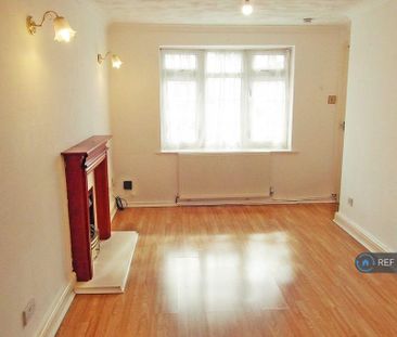 2 bedroom bungalow to rent - Photo 2