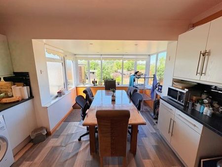 1 bedroom detached bungalow to rent - Photo 5