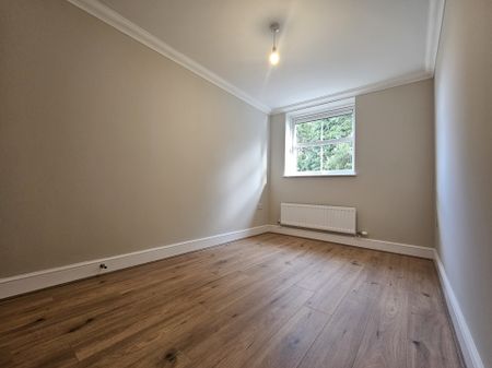 Birmingham Road, Birmingham, Great Barr - Photo 4