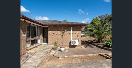 Stylish Family Living in a Peaceful Parkside Setting - Photo 3