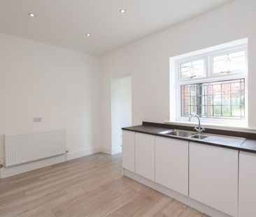 3 bedroom House To Let - Photo 6