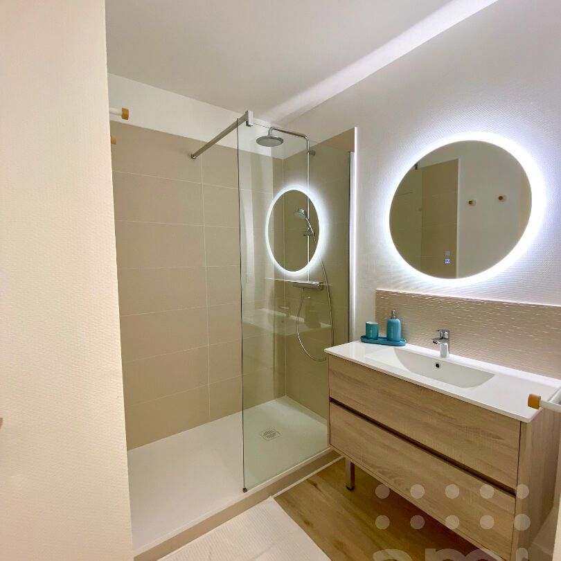 LE BOUSCAT-STUDIO MEUBLE - Photo 1