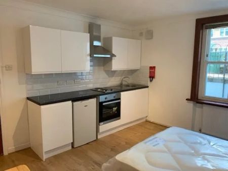 House Share - Photo 5