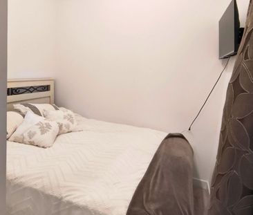 For Lease - 460 Dundas Street Unit# 117, Hamilton, Ontario - Photo 2