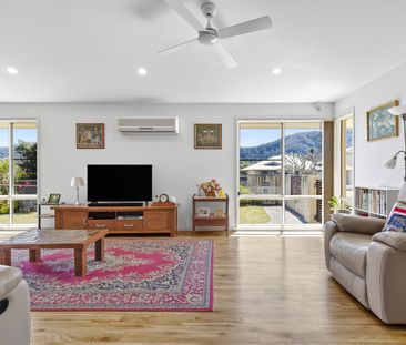 SPACIOUS THREE BEDROOM + OFFICE HOME WITH SUNNY DECK - Photo 3