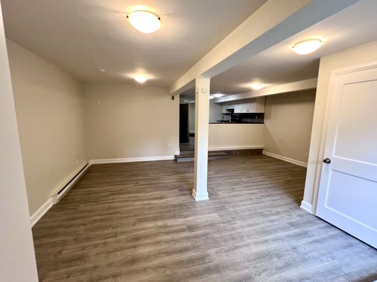 For Lease - 155B Jane Street, Toronto, Ontario - Photo 1