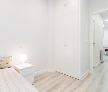 Calle de Andrés Mellado, Madrid, Community of Madrid 28015 - Photo 6