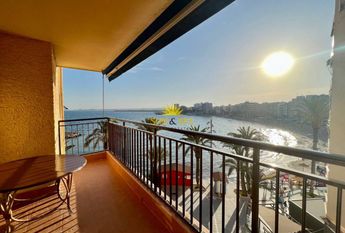 ​ FLAT FOR RENT ON THE FIRST LINE OF THE SEA IN TORREVIEJA - ALICANTE