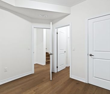 For Lease - 3211 Sixth Line Unit# Unit B, Oakville, Ontario - Photo 5