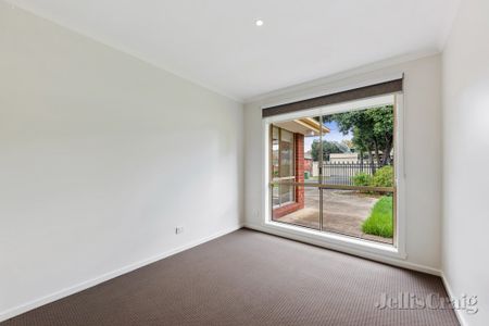 2/73 Mcewan Road, Heidelberg Heights - Photo 3