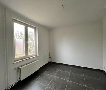 Instapklare woning met 3 slaapkamers en tuin in Genk. - Foto 4