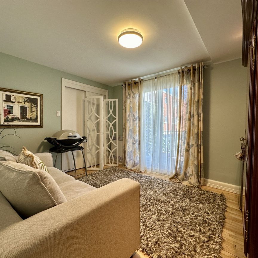 5124 Rue Jarry Est, #A - Photo 1