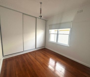 THREE BEDROOM FAMILY HOME - Photo 6
