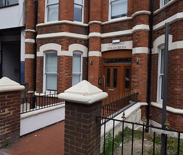 Studio flat to rent in St Peters Road, Bournemouth, BH1 - Photo 1