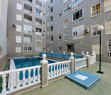 Apartamento 2 dormitorios con piscina al lado del mar - Photo 4