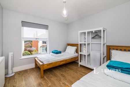 3 bedroom house to rent Stradbroke Road, Lowestoft, Suffolk, NR33 - Photo 3