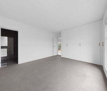 2 bedroom first floor apartment - Photo 1