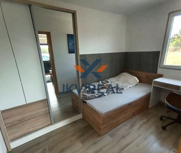 Na prenájom krásny 2i byt vo Veľkom Záluží! – Fotografia 2