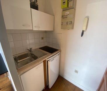 A LOUER : T1 à LILLE • Saint michel • 393 € - Photo 3
