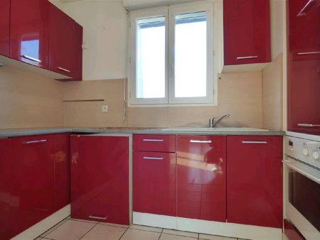 Location Appartement 3 pièces 59m² LOUVRES 95380 - Photo 4
