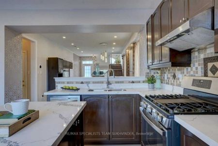 For Lease - 62 Begonia Crescent, Brampton, Ontario - Photo 4