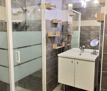 A louer appartement de type é avec tarrasse et parking 13005 à La T... - Photo 1